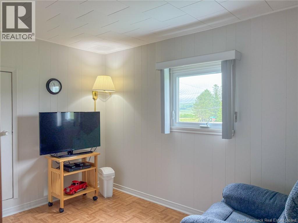 5 Scott Road - 33