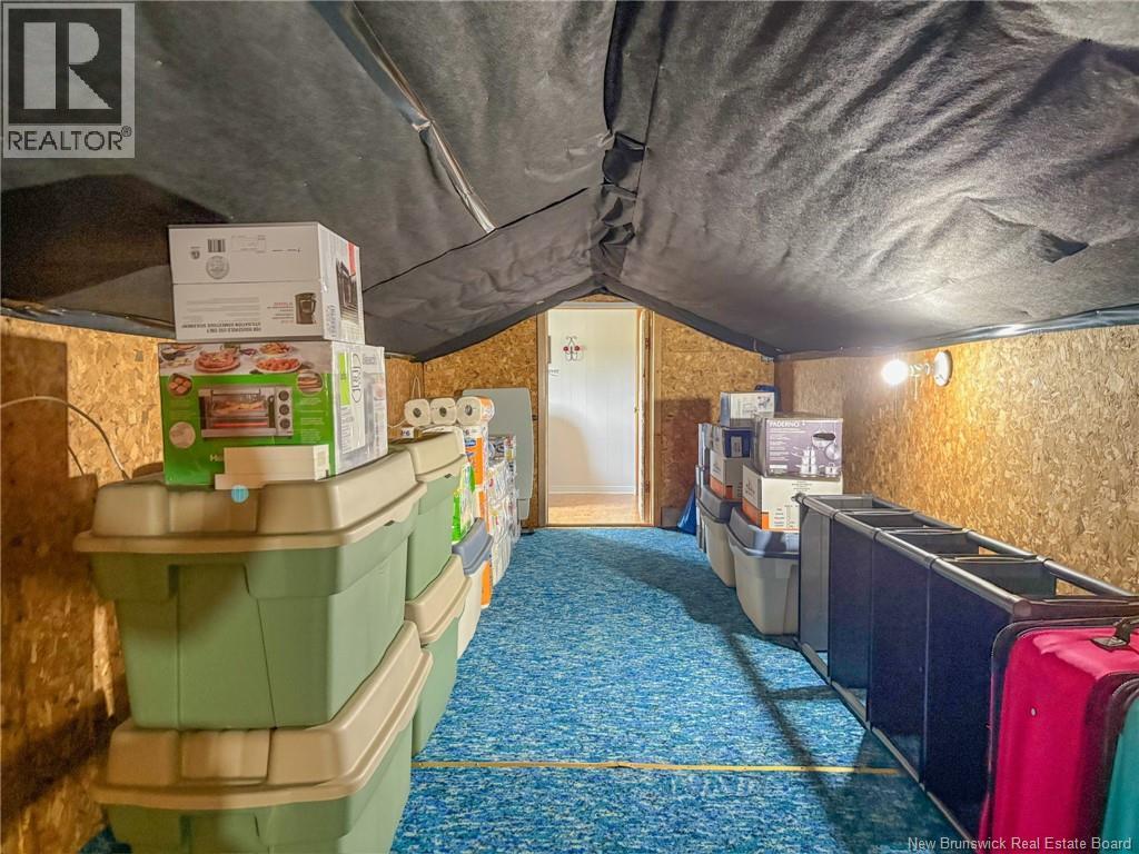 5 Scott Road - 35