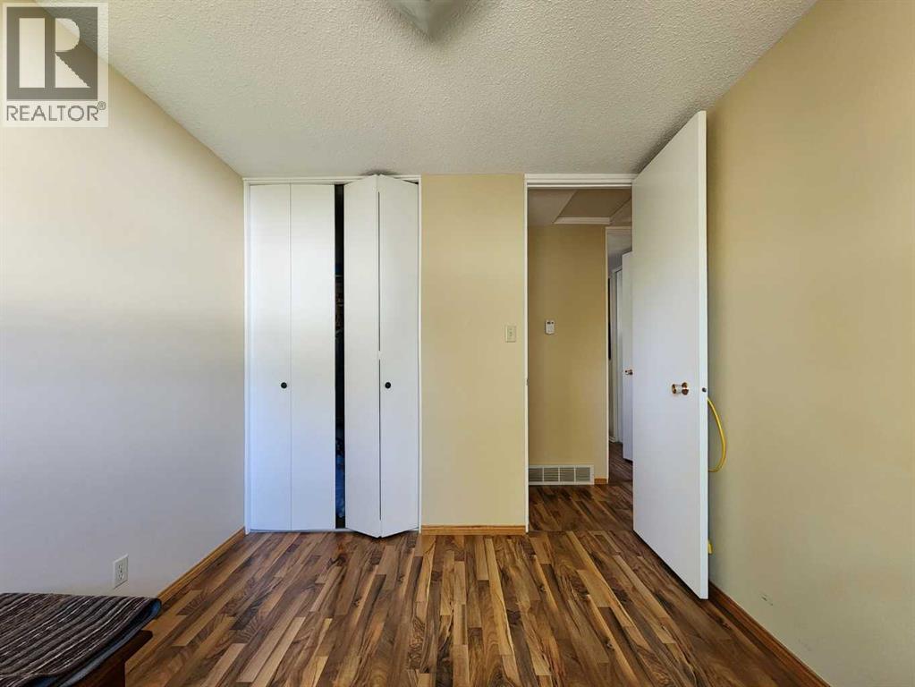 2609 14 Avenue N - 16