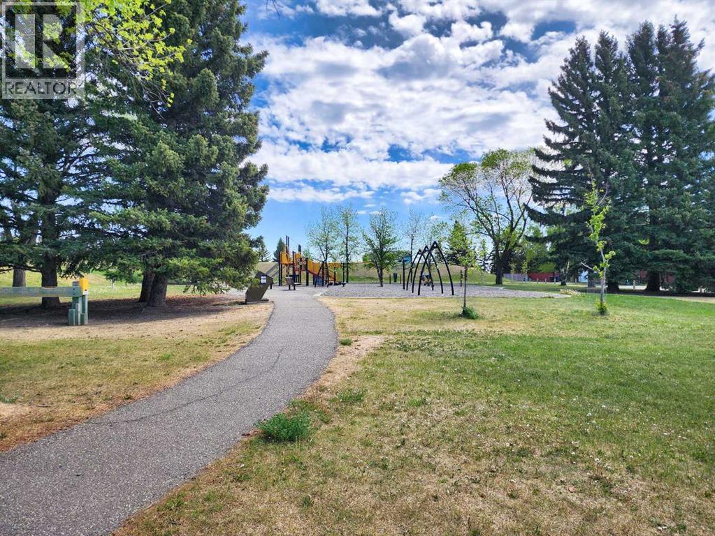 2609 14 Avenue N - 36