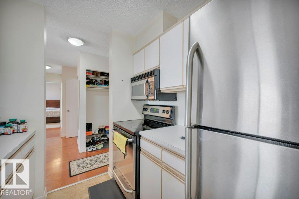 #304 5065 31 AV NW - 7