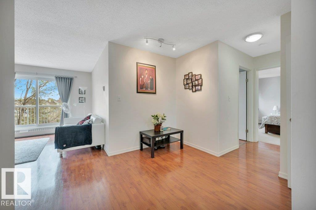 #304 5065 31 AV NW - 9
