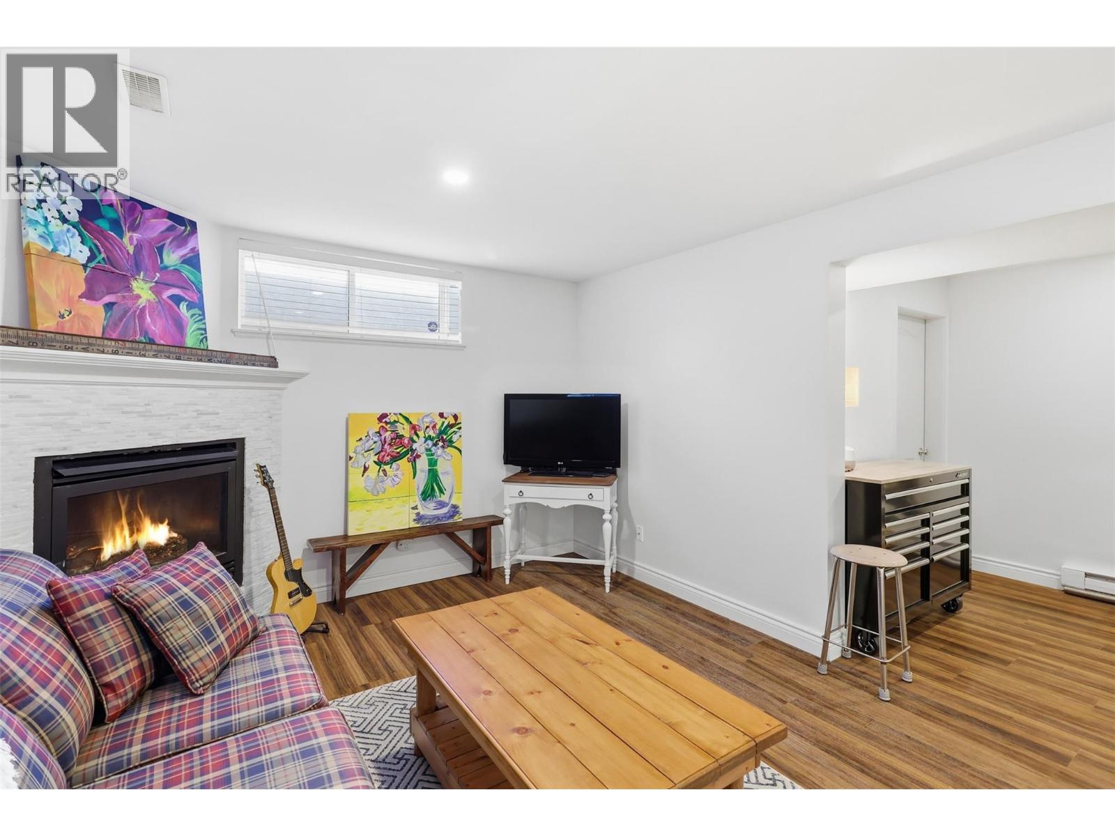 260 SUNHILL Court - 56