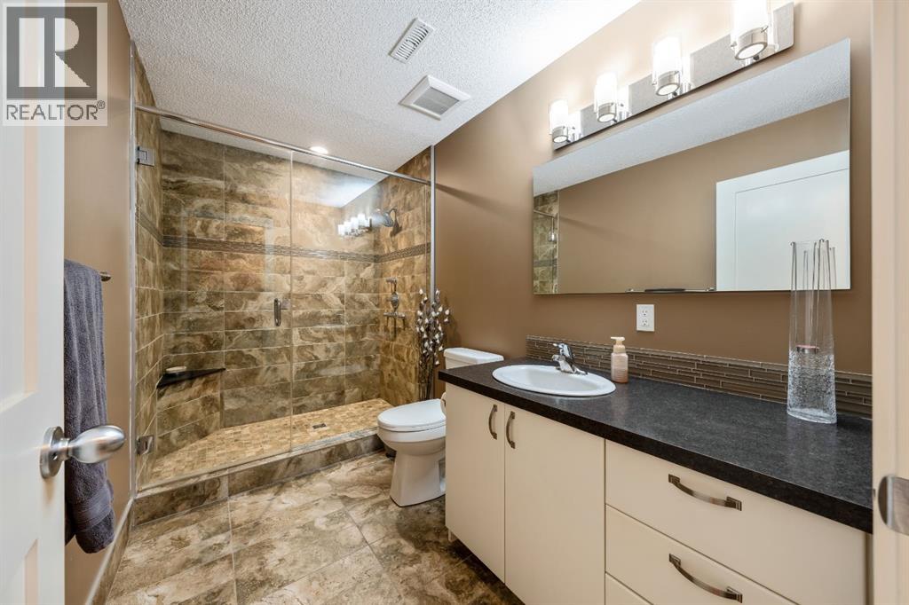 142 Coventry View NE - 27