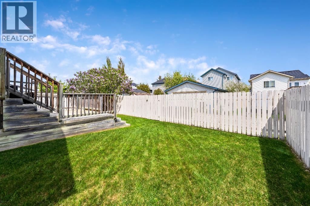 142 Coventry View NE - 32