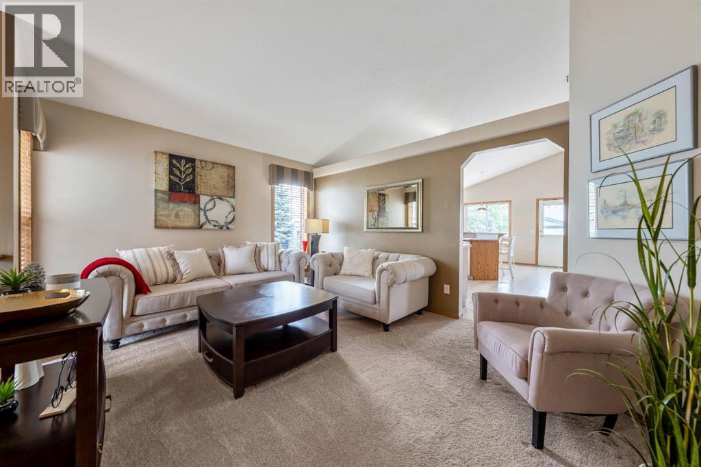 142 Coventry View NE - 6