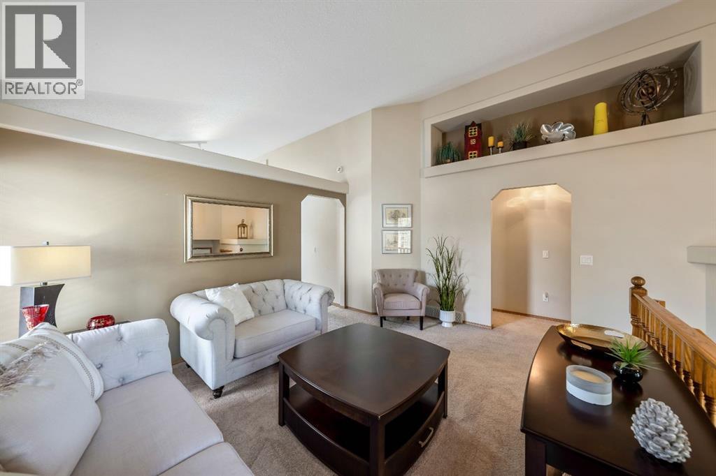 142 Coventry View NE - 8