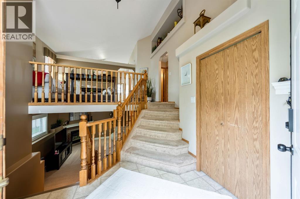 142 Coventry View NE - 5