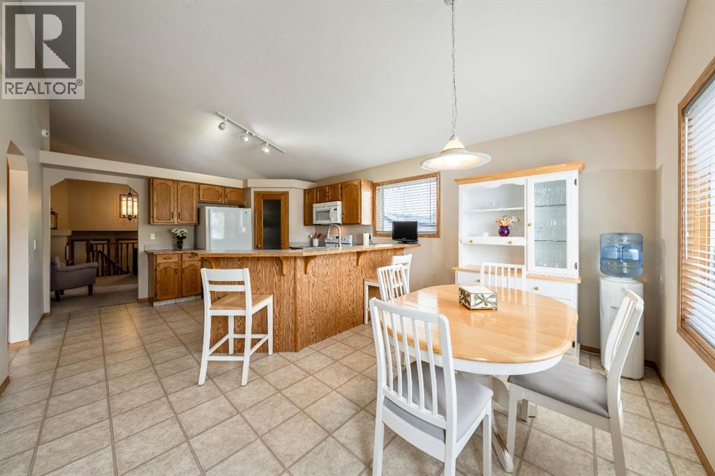 142 Coventry View NE - 13