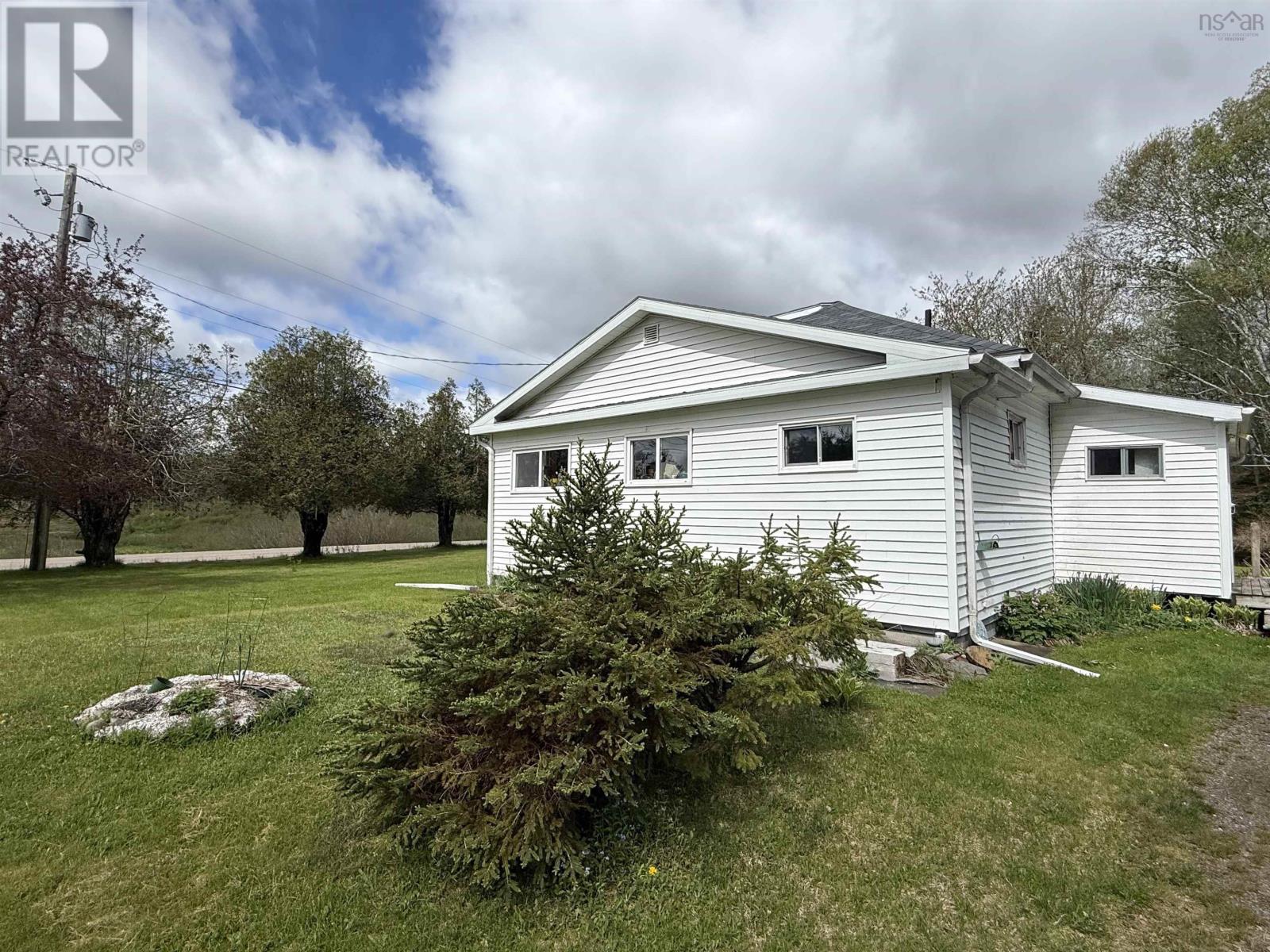 Property 20 of 26 of 9544 7 Highway