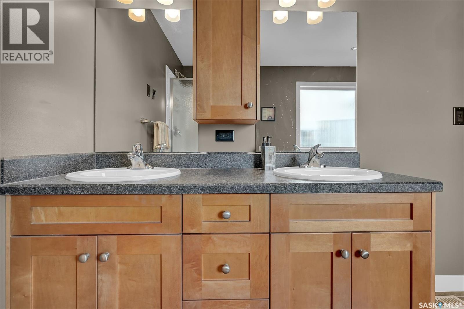 4655 Ellard COURT - 24