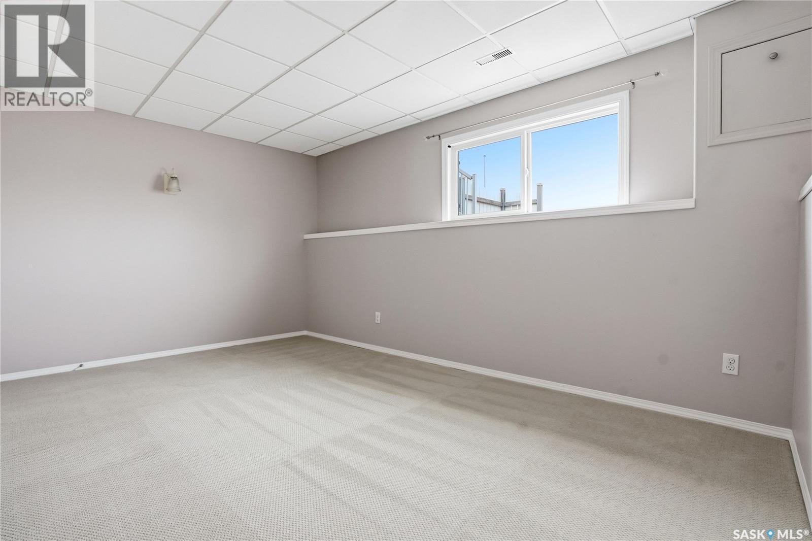 1134 Rempel PLACE - 35