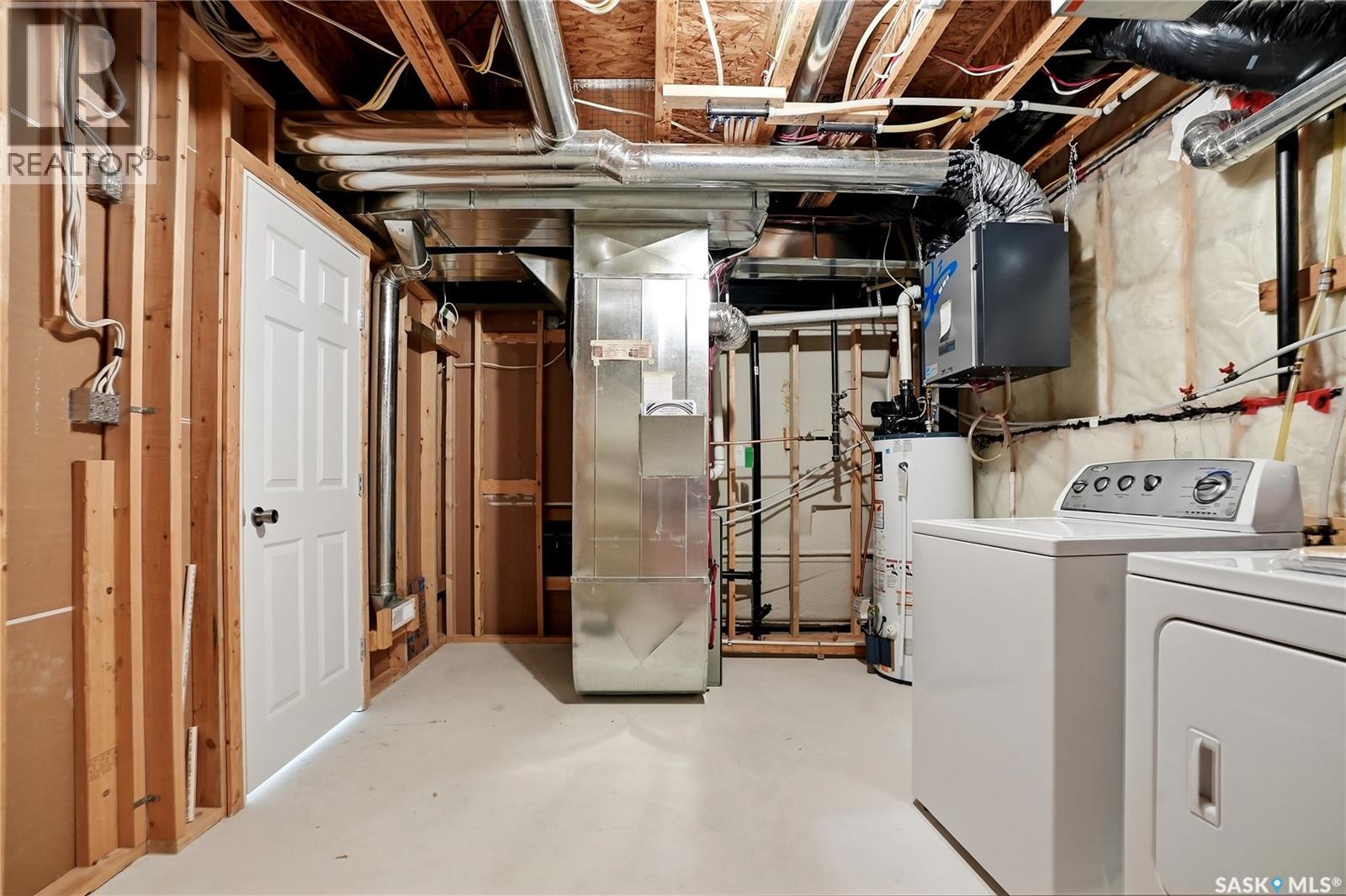 1134 Rempel PLACE - 39