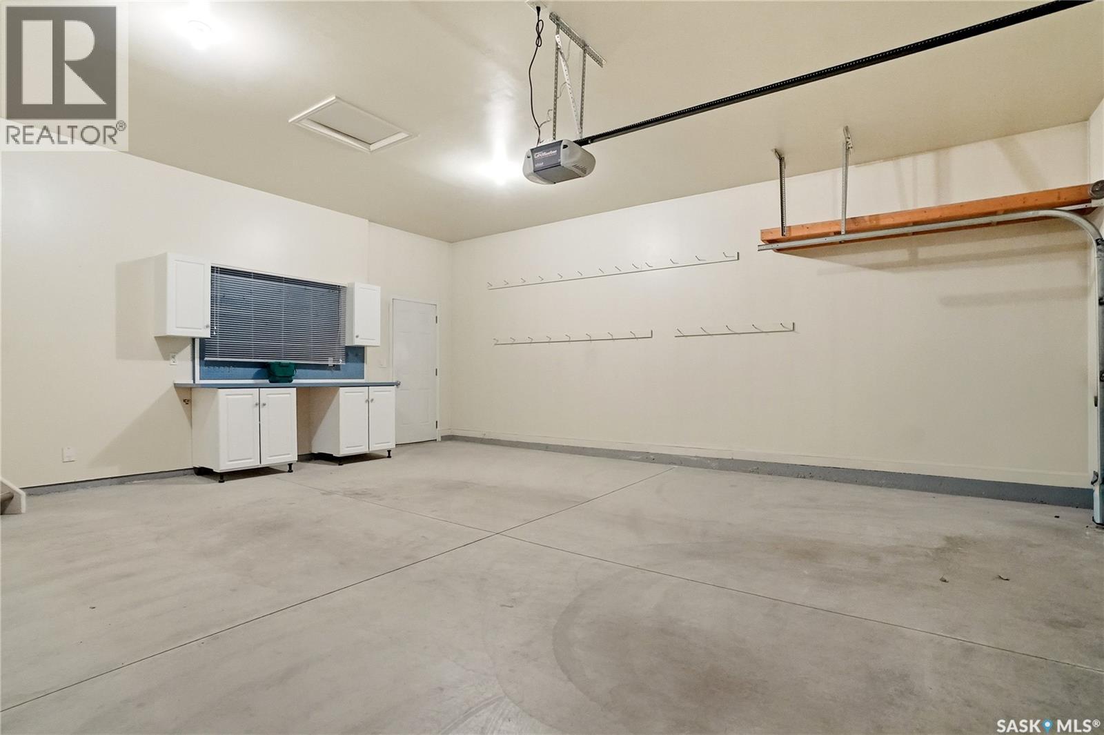 1134 Rempel PLACE - 41