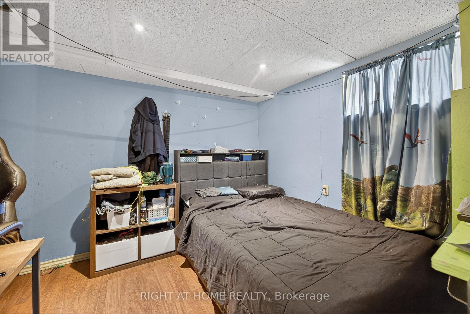 25 THOMSON STREET - 19