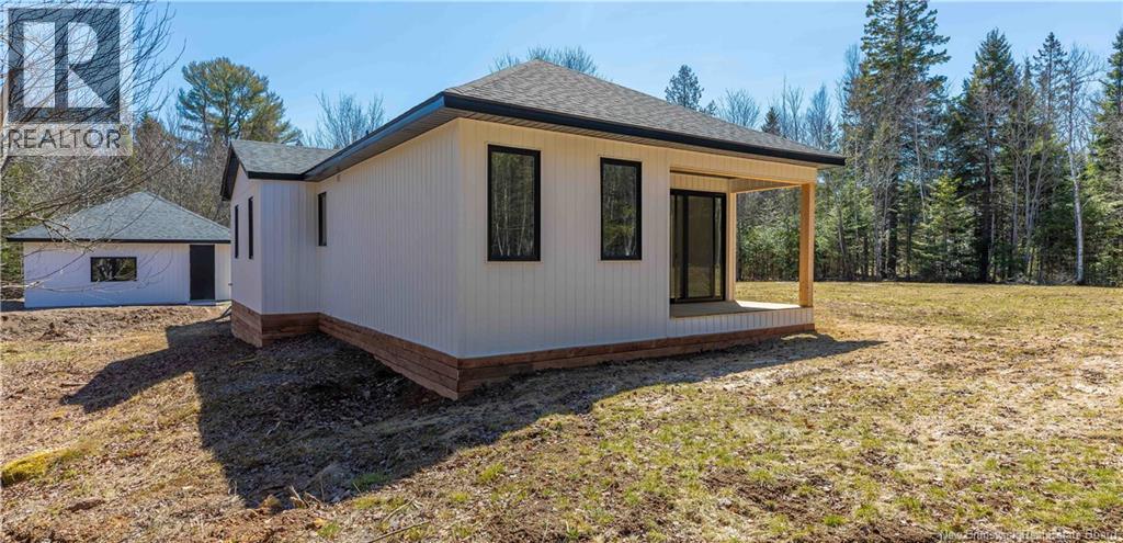 175 Robertson Road - 42