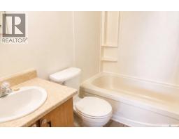 225 Westview Drive N, Coronach, SK S0H0Z0 Photo 14