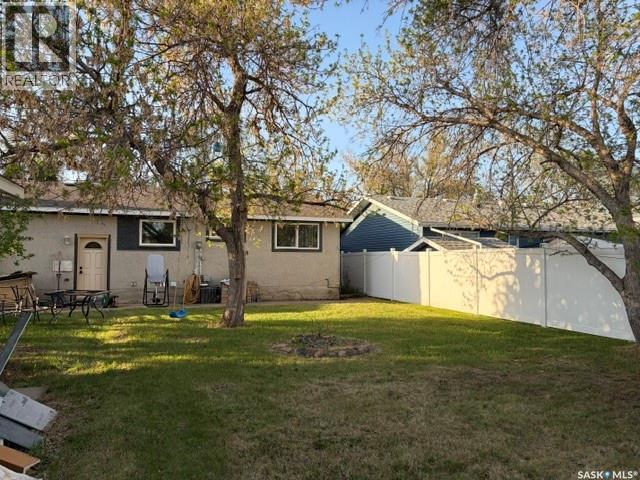158 Selkirk CRESCENT - 34