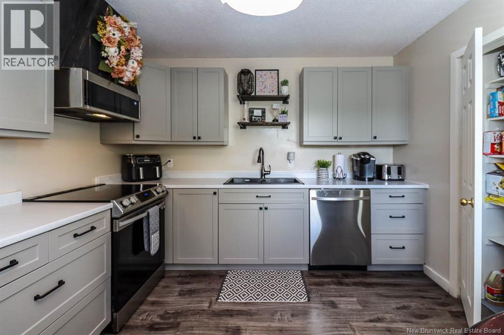 392 Molson Avenue - 8