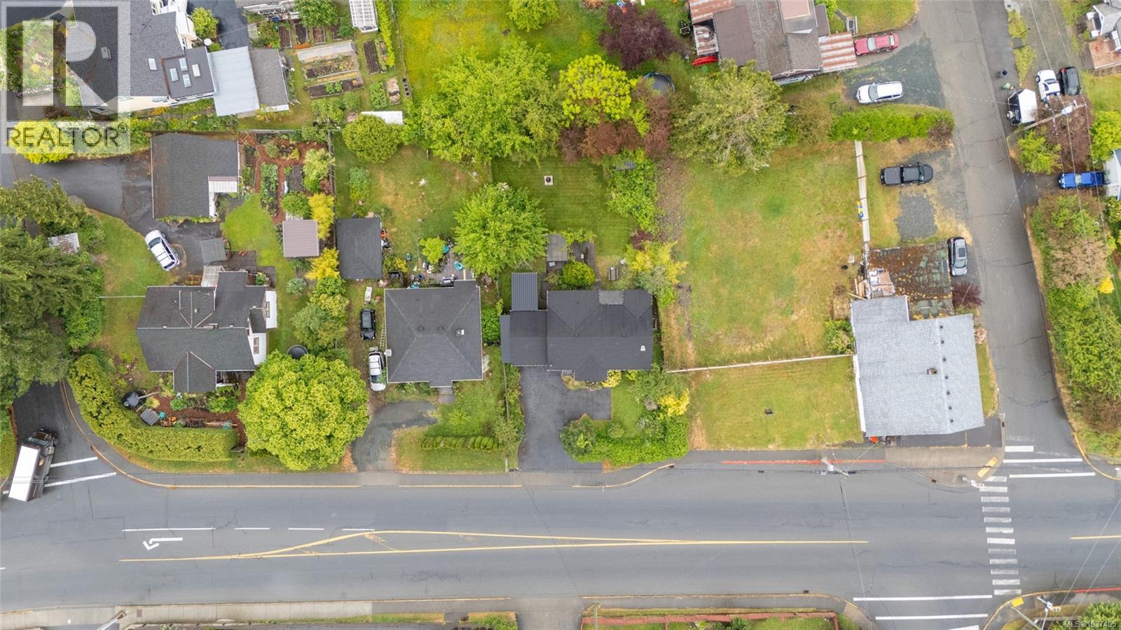 2967 Sherman Rd - 53