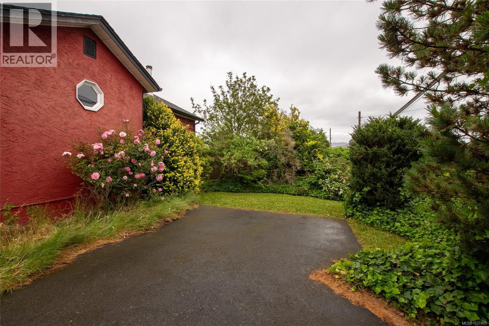 2967 Sherman Rd - 6