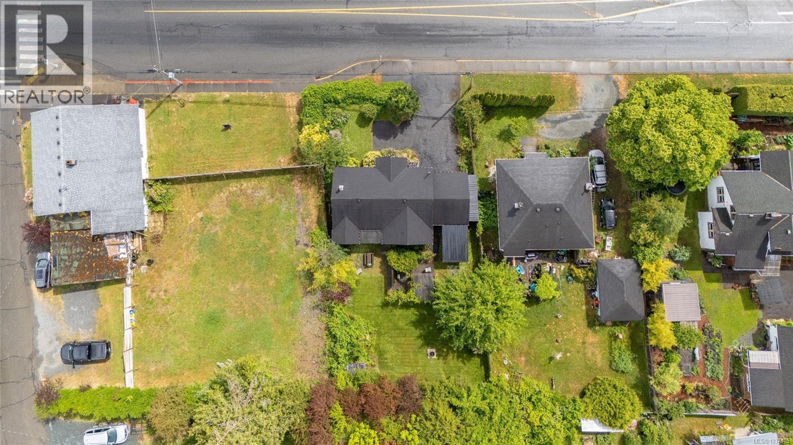 2967 Sherman Rd - 9