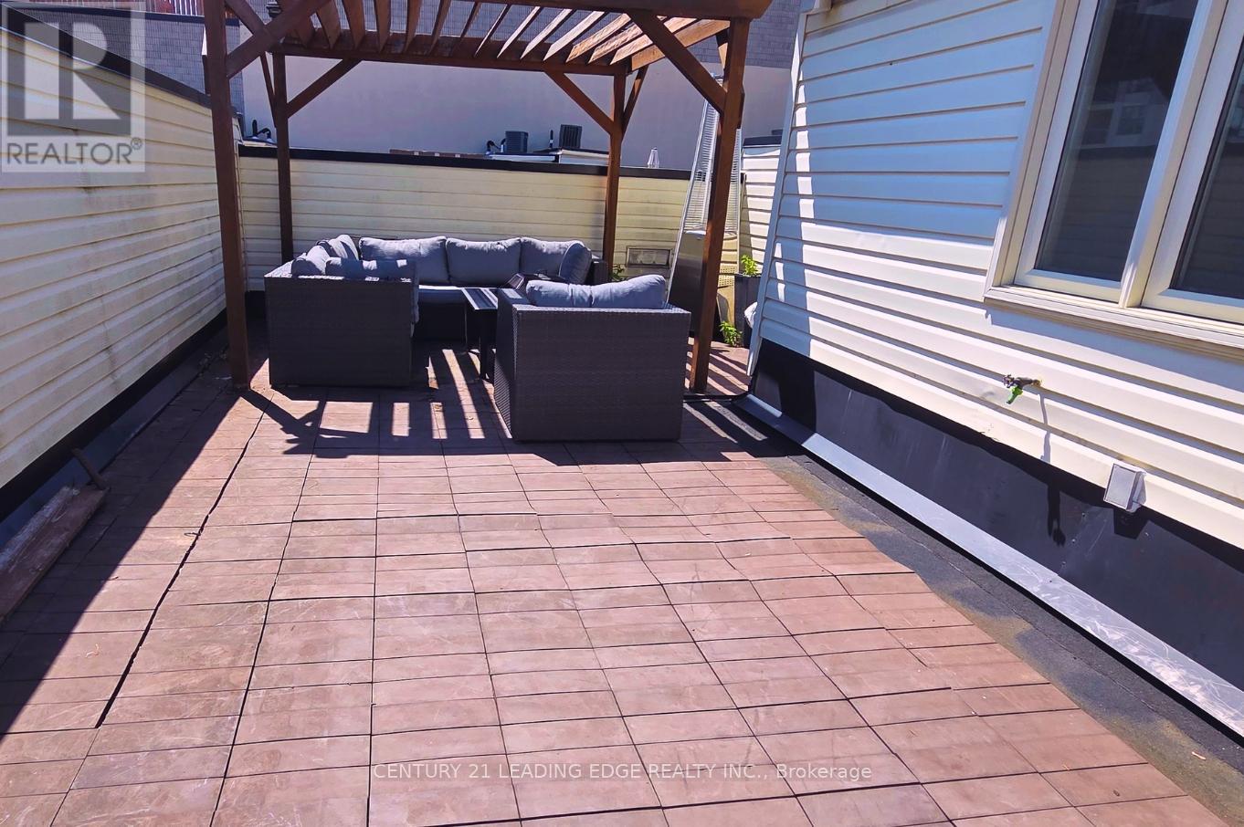 206A MERTON STREET - 23