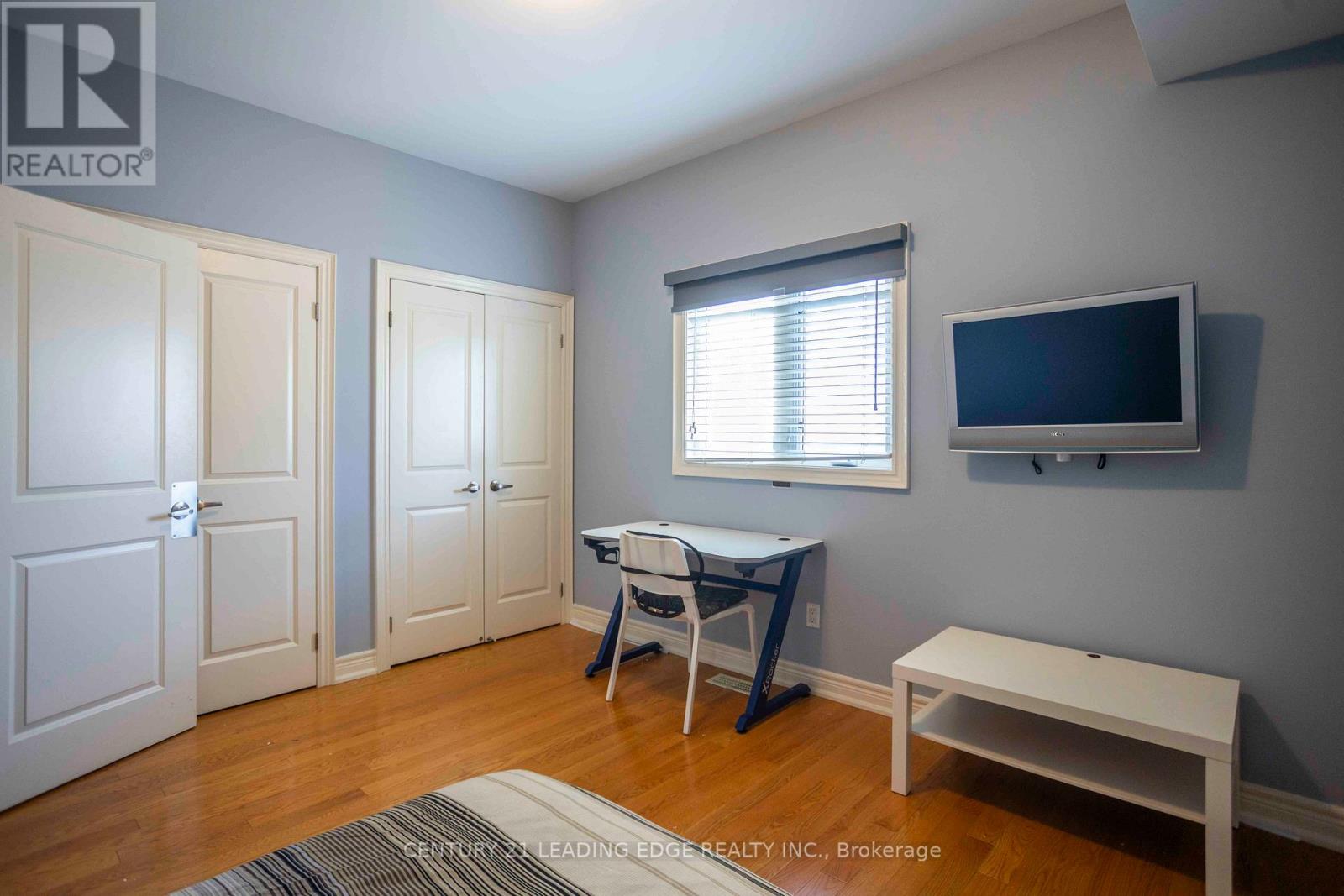 206A MERTON STREET - 26
