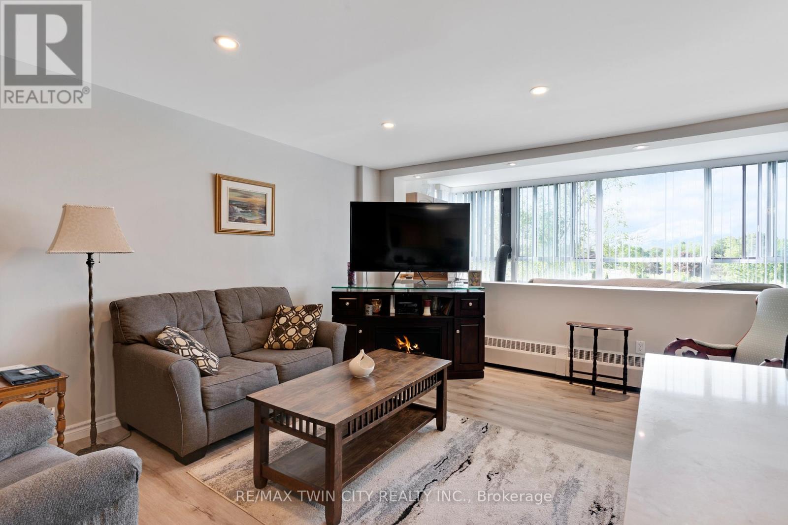 #306 24 MIDLAND DRIVE - 11
