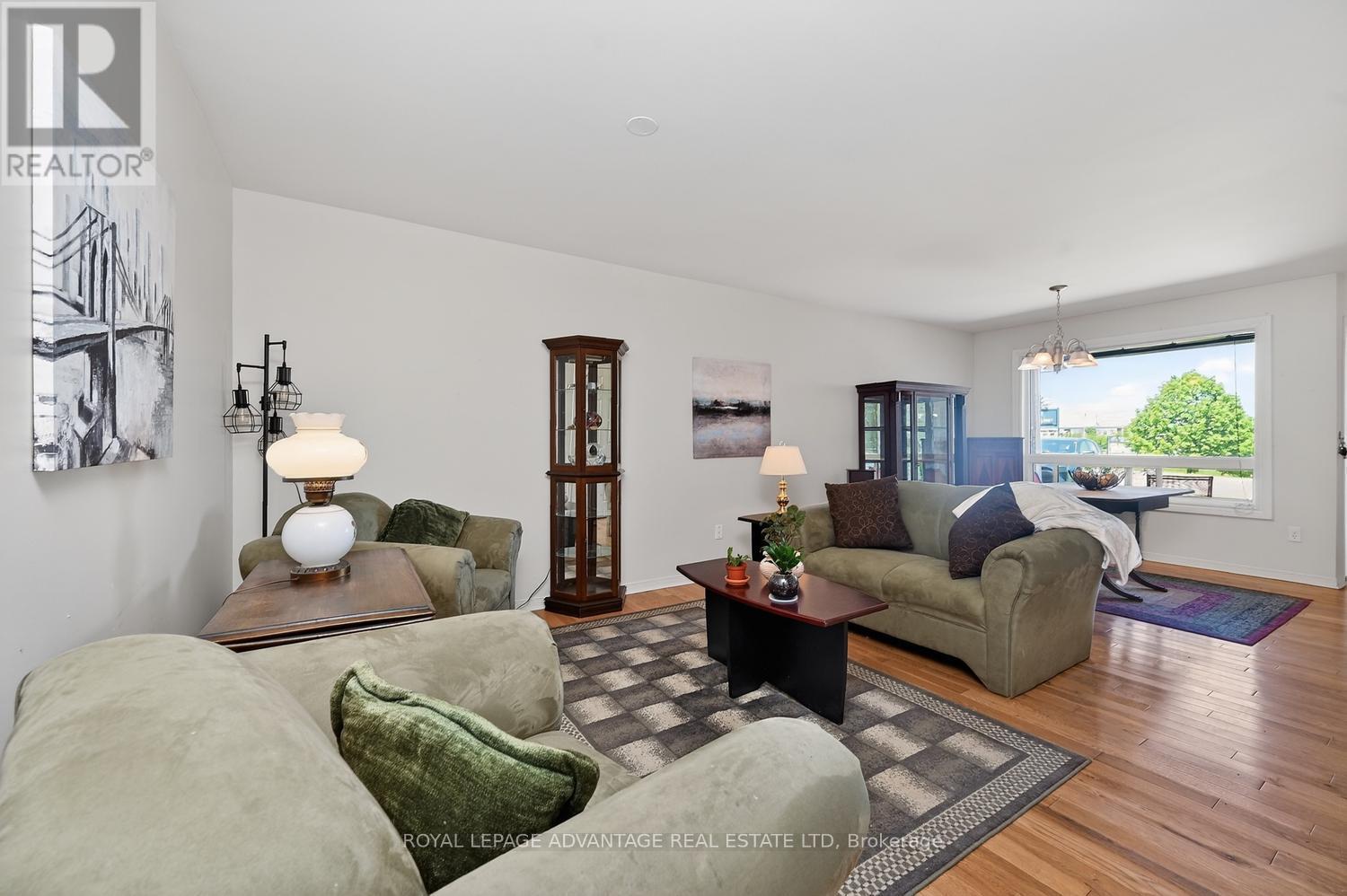 61 VAN HORNE AVENUE - Image 5