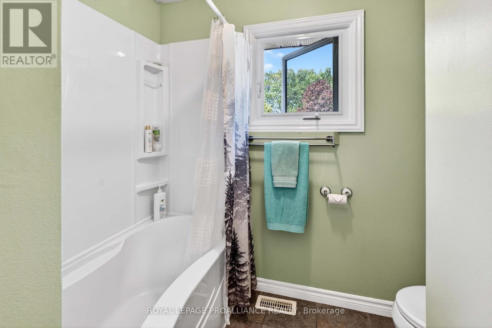 393 STEWART BOULEVARD - 20