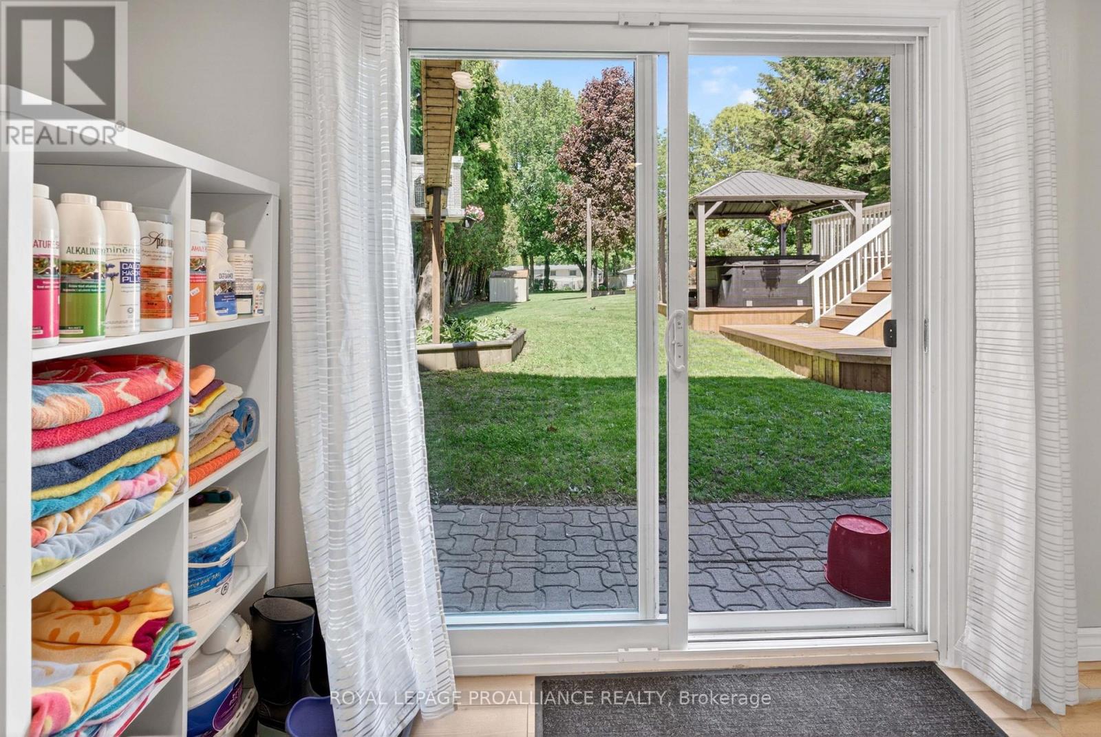 393 STEWART BOULEVARD - 26