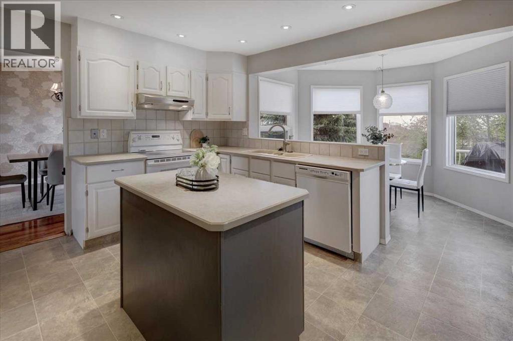 12 Signal Ridge Court SW - 12