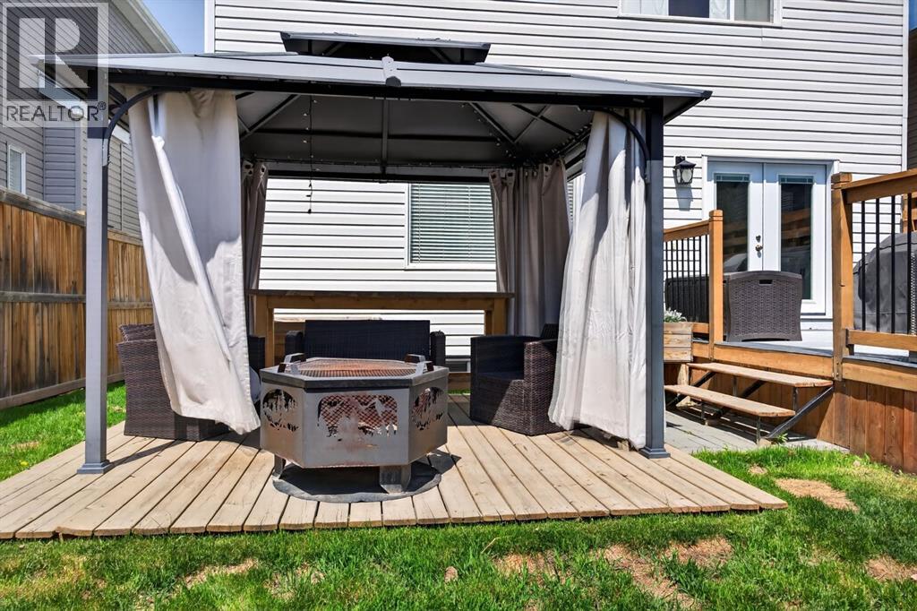 2063 Sagewood Rise SW - 38
