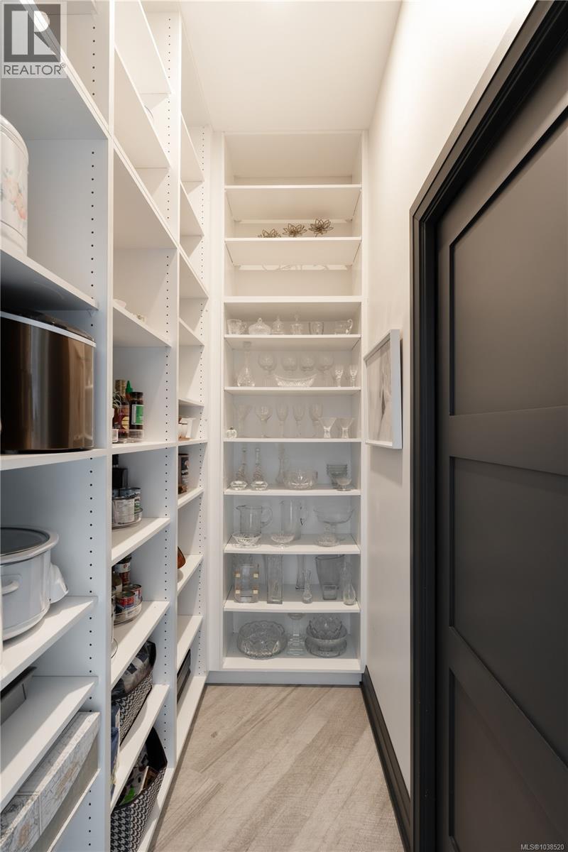 2207 Riviera Pl - 16