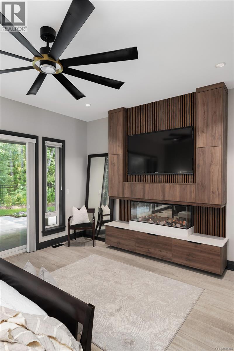 2207 Riviera Pl - 19