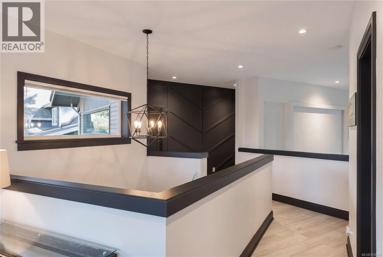 2207 Riviera Pl - 39