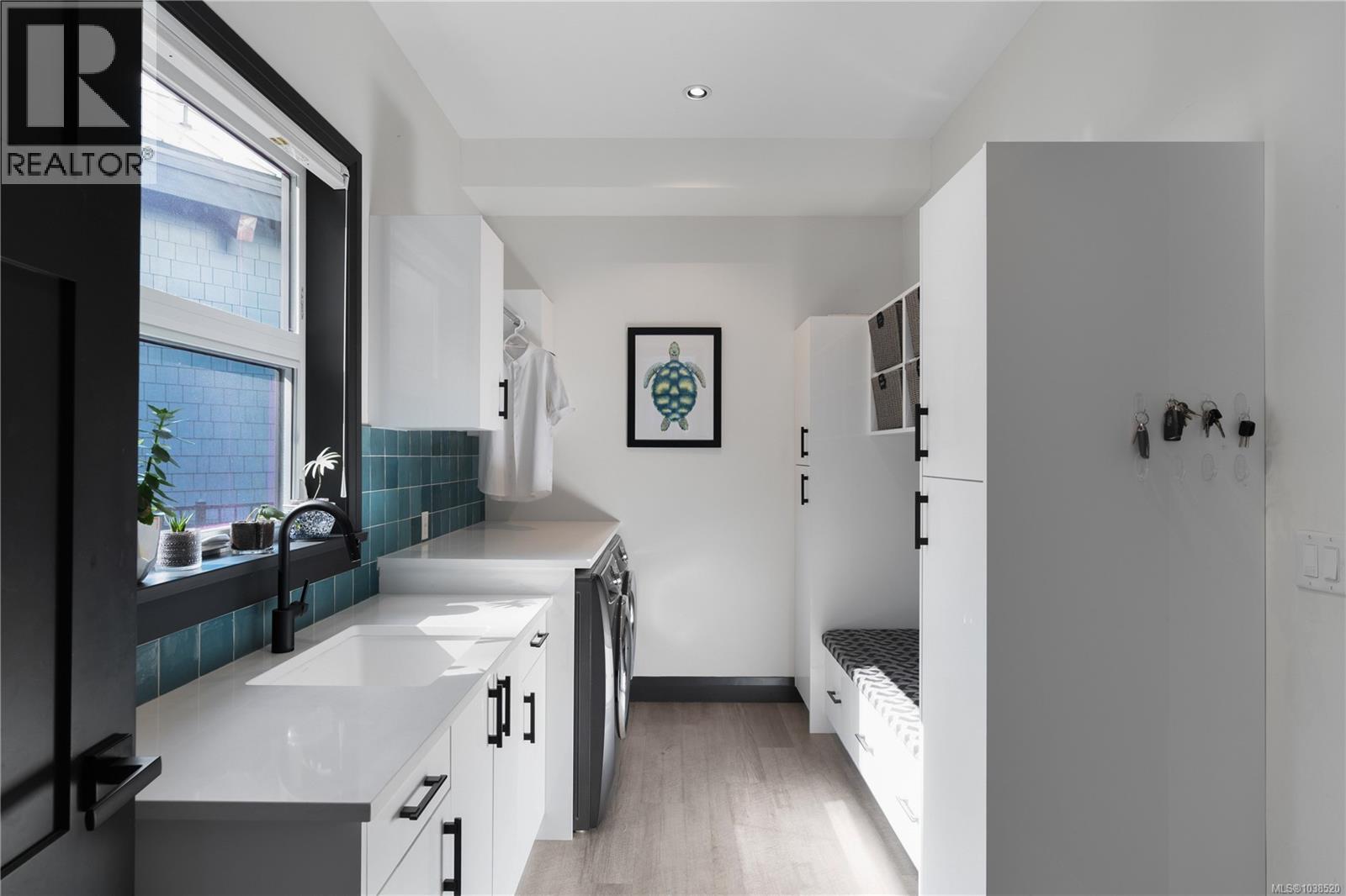 2207 Riviera Pl - 41