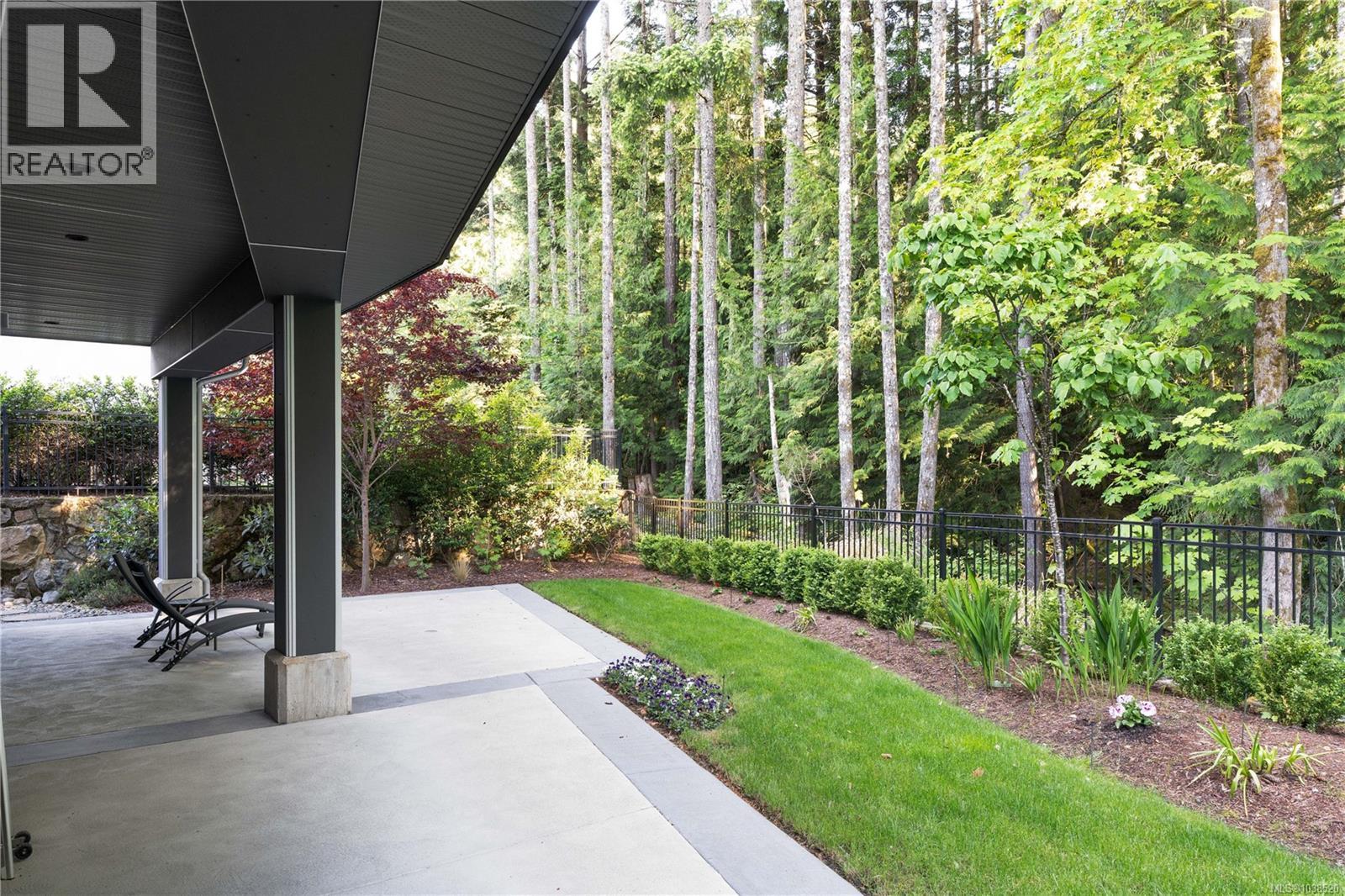 2207 Riviera Pl - 44