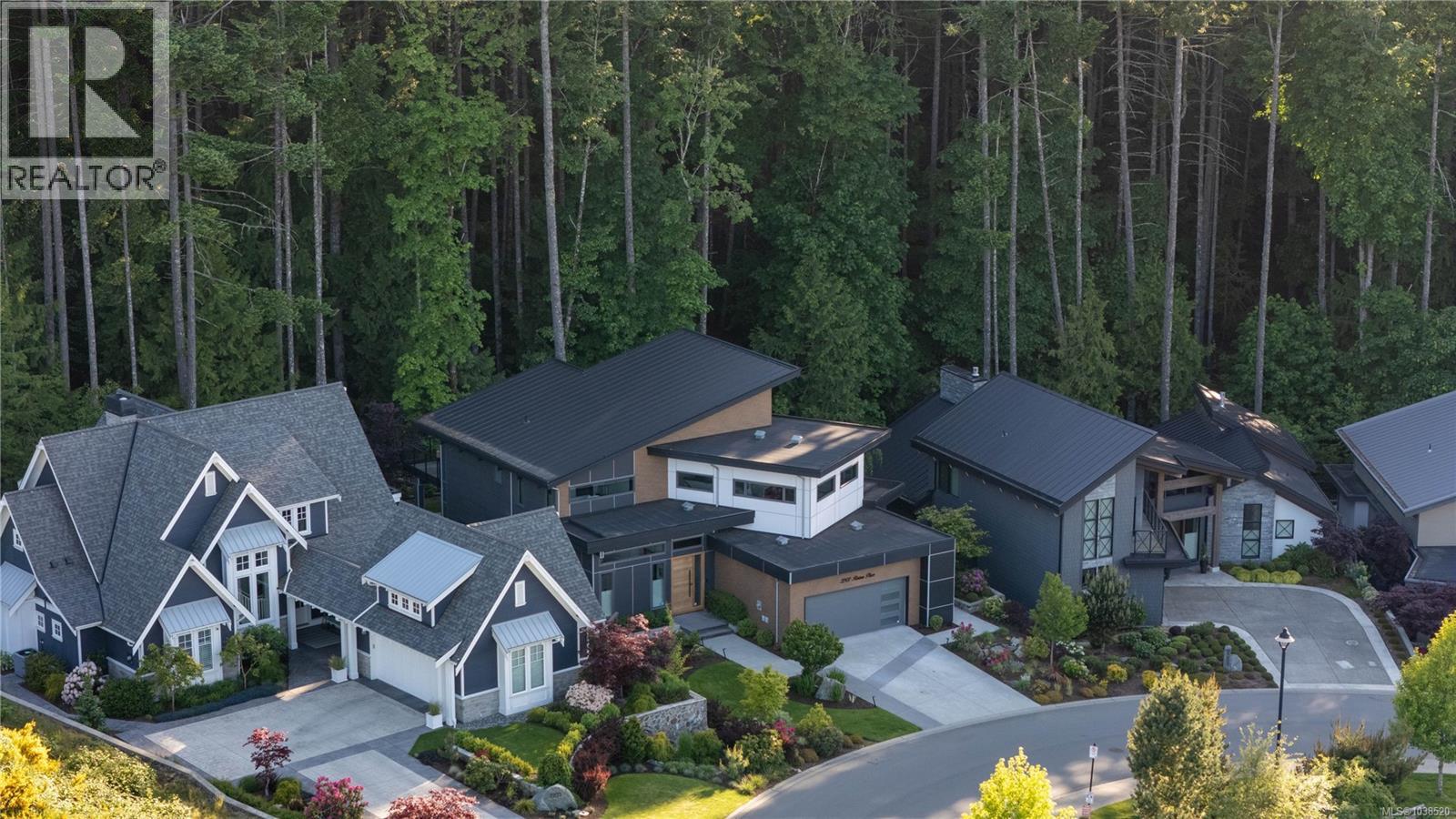 2207 Riviera Pl - 51