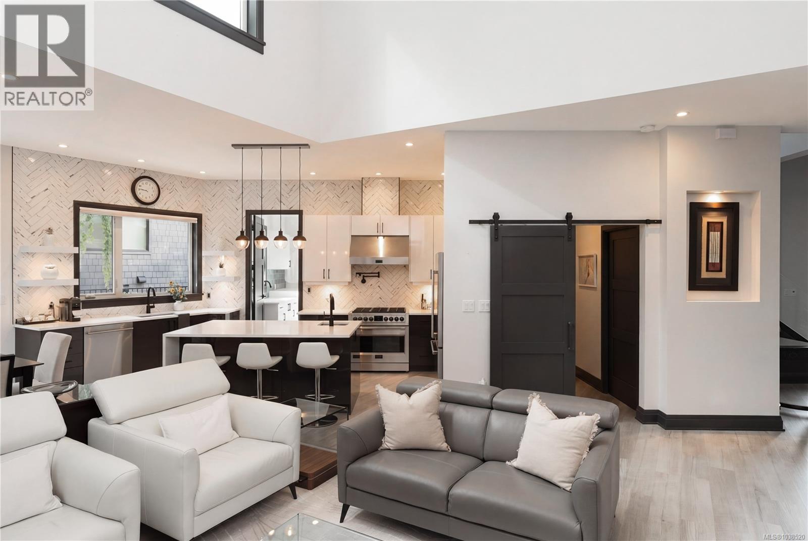 2207 Riviera Pl - 9