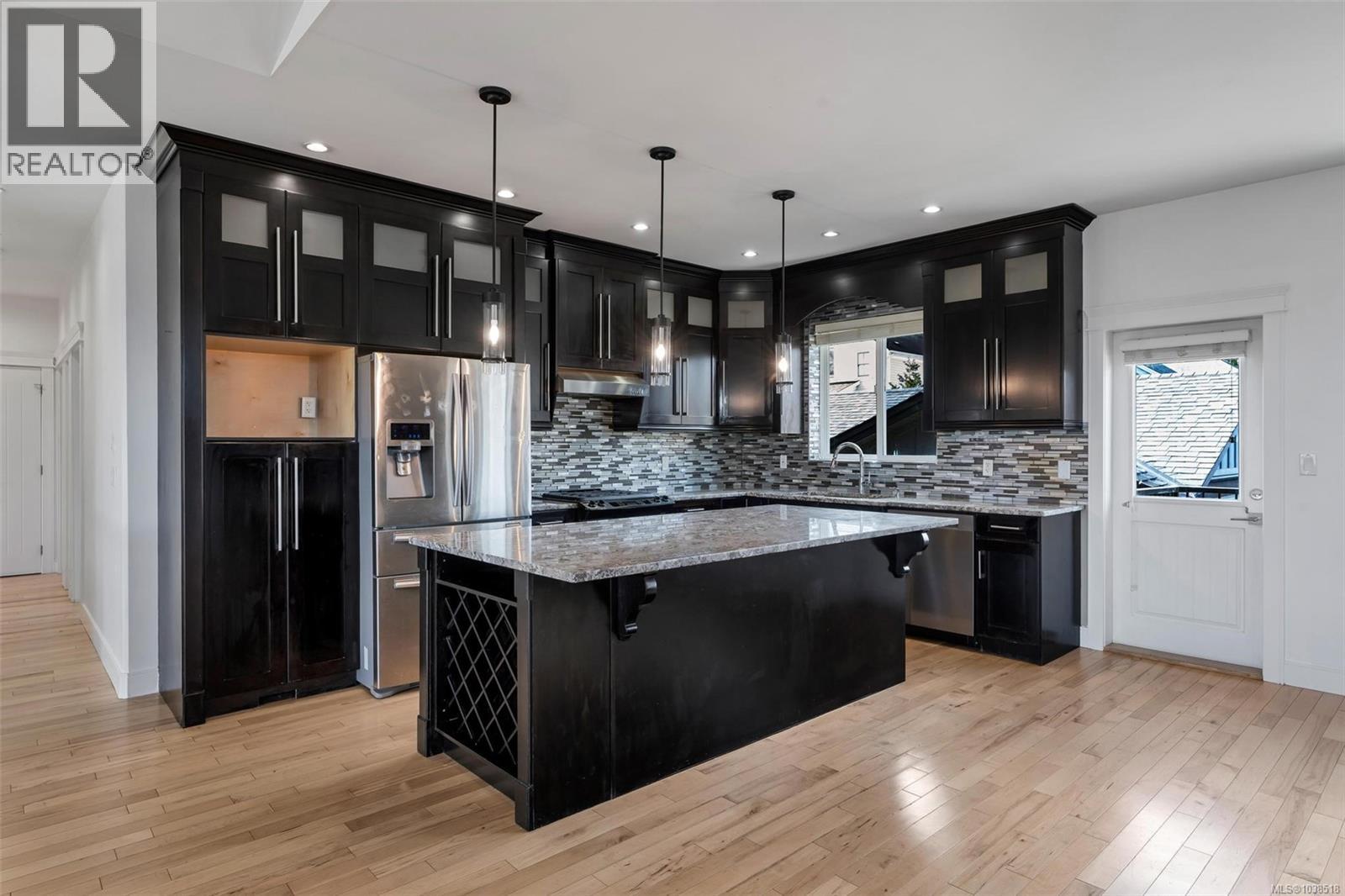 3264 Irma St - 14