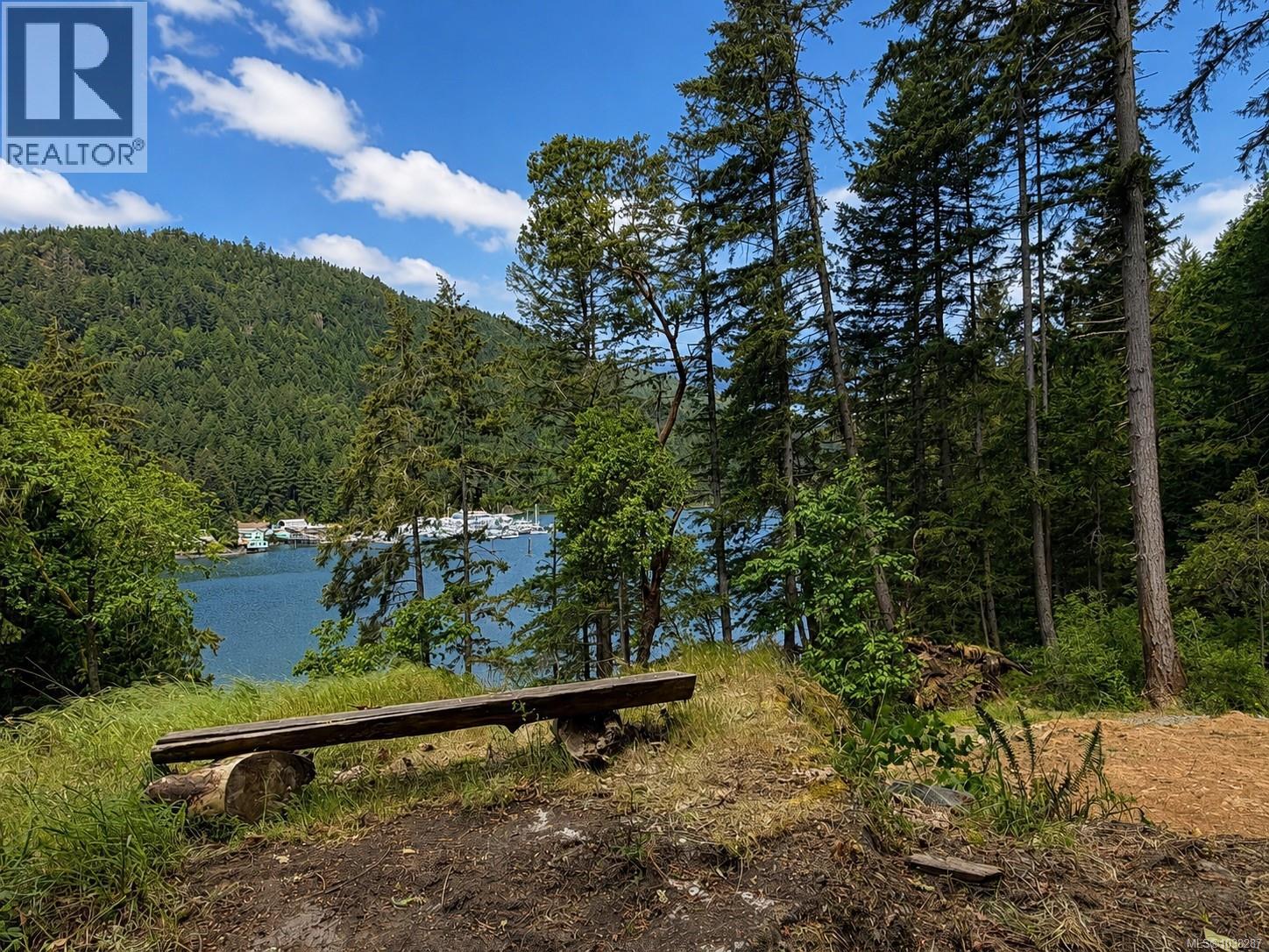  1731 Emerald Road, Langford
