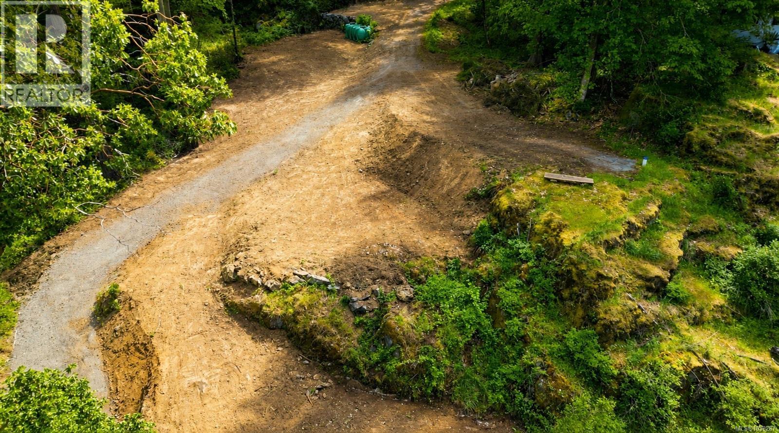  1731 Emerald Road, Langford