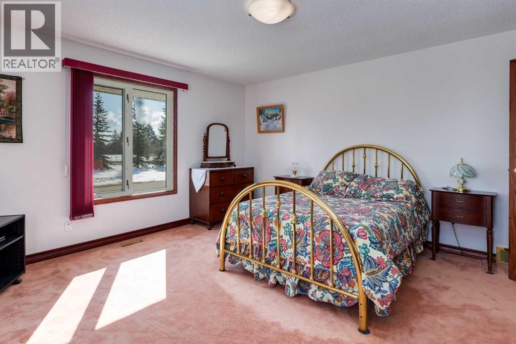 33022 Township Road 250 - 24