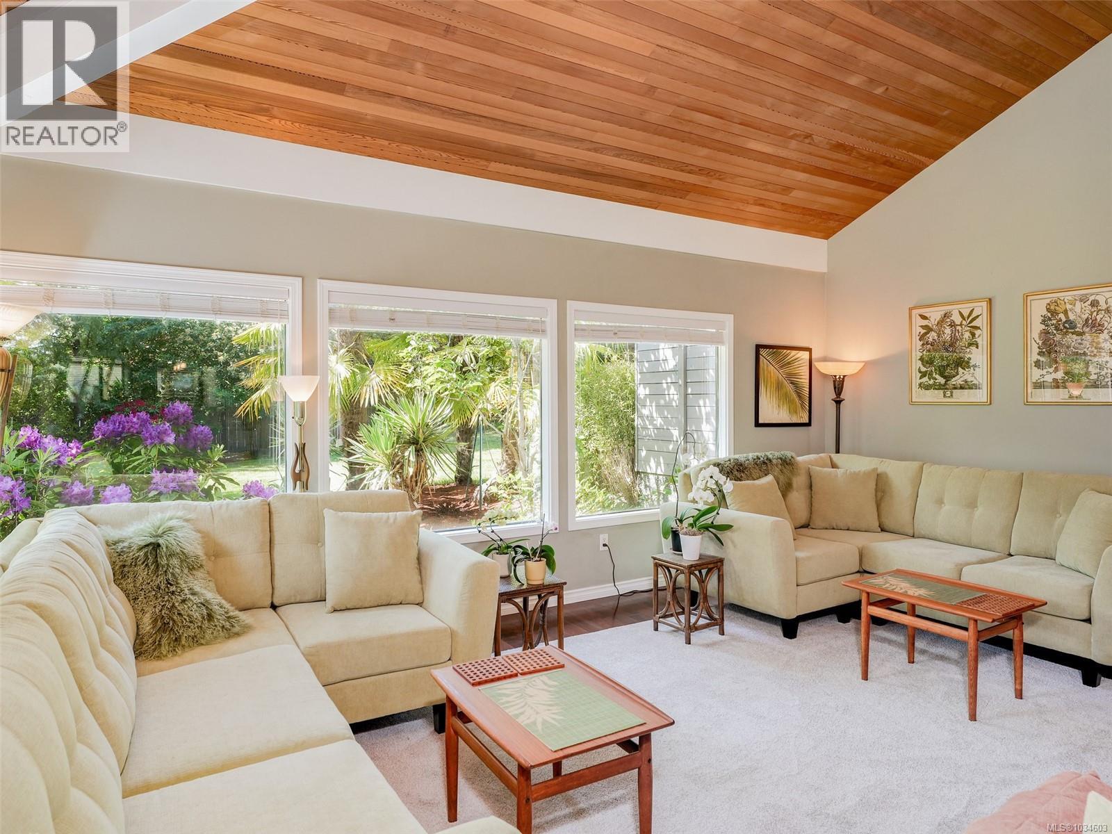 596 Towner Road - photo 2