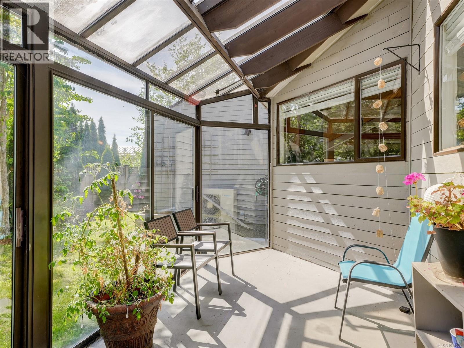 596 Towner Rd - 27