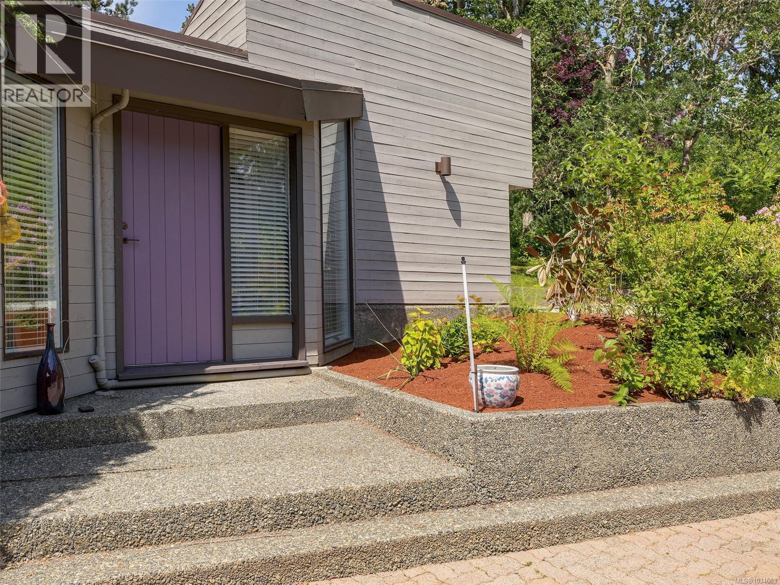 596 Towner Rd - 32