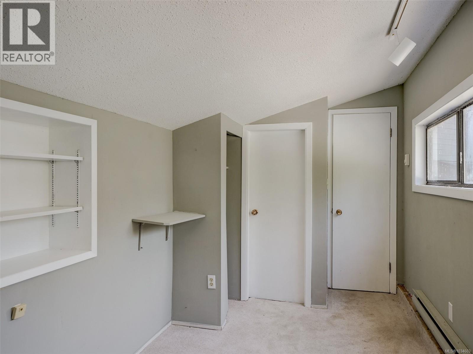 596 Towner Rd - 45