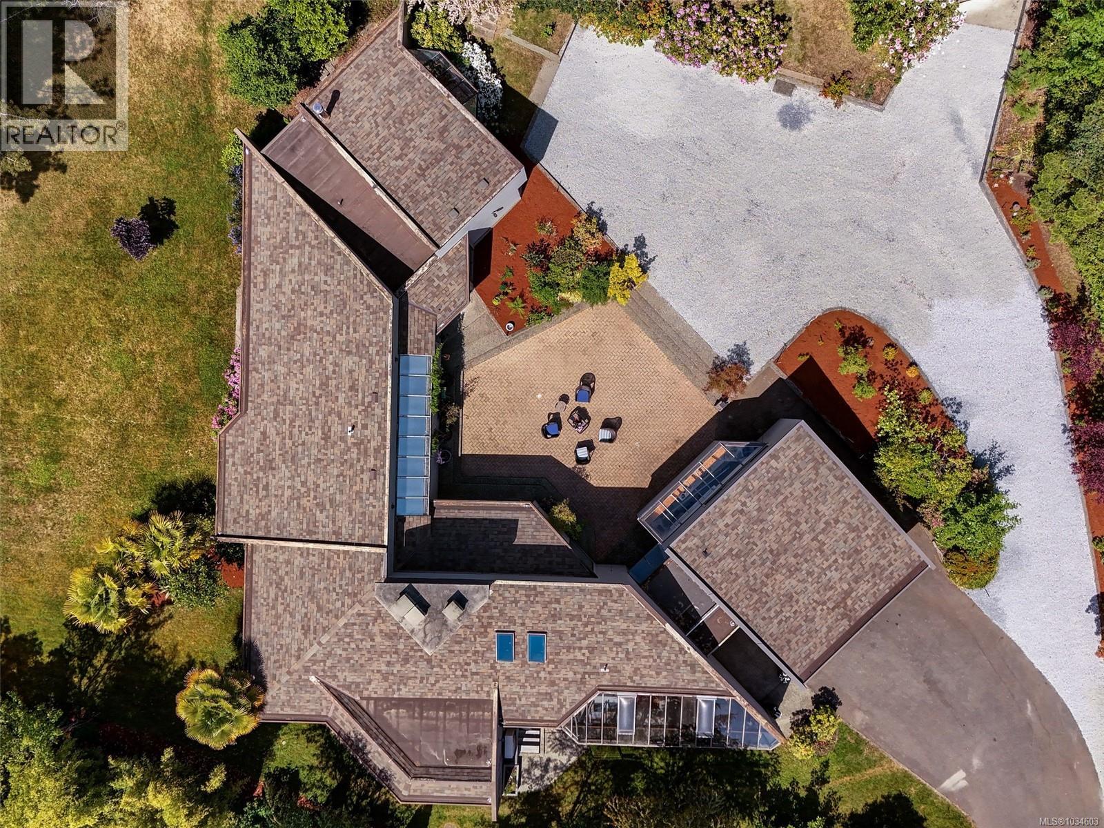 596 Towner Rd - 53